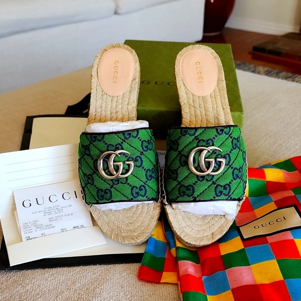 Gucci espadrilles slides